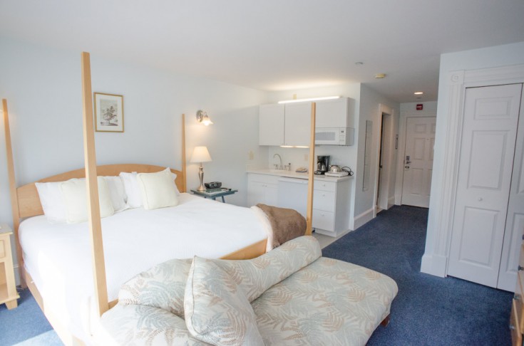 Victorian Room 29 | Beachmere Inn